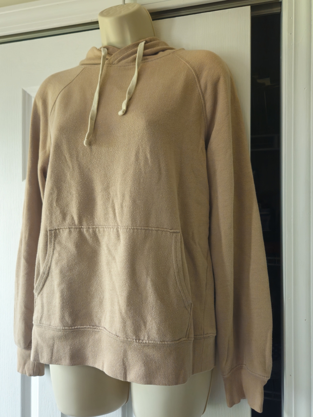 SO Women's Hooded Pullover Sweatshirt - Tan